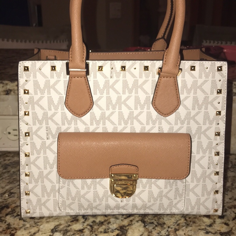 NWT michael kors Bridgett medium tote